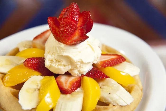 Delicious diner food presentation